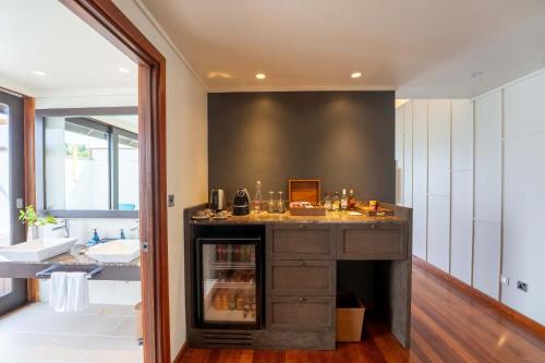 Ocean Jacuzzi Villa