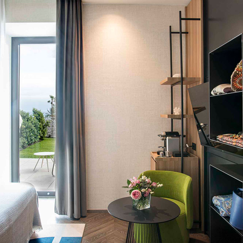 Deluxe Sea view with Garden