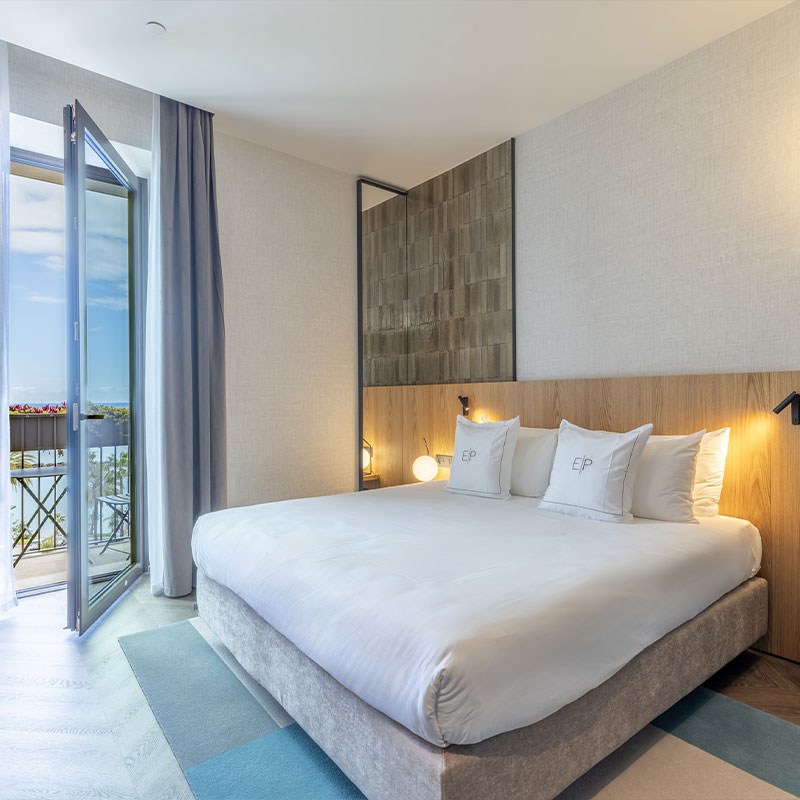 Deluxe Sea View with Balcony