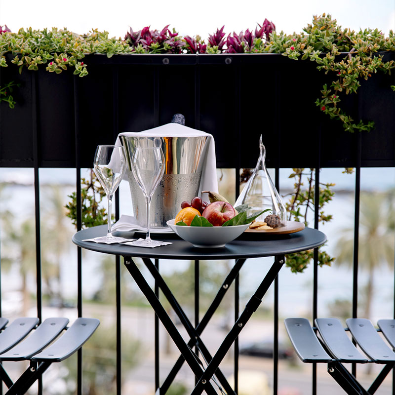 Deluxe Sea View with Balcony
