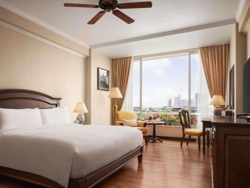 Superior Room with Executive Lounge Access, 1 King Bed