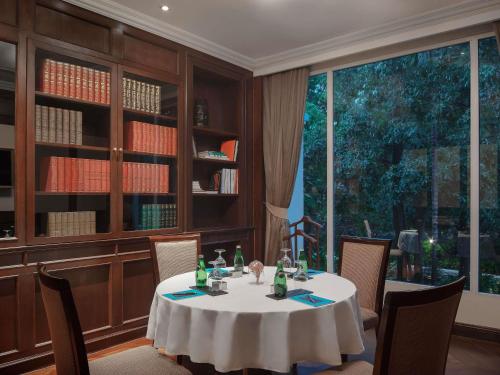 Superior Room with Executive Lounge Access, 2 Single Beds