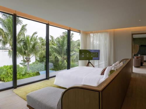 Two Bedroom Lagoon Beach Pool Loft