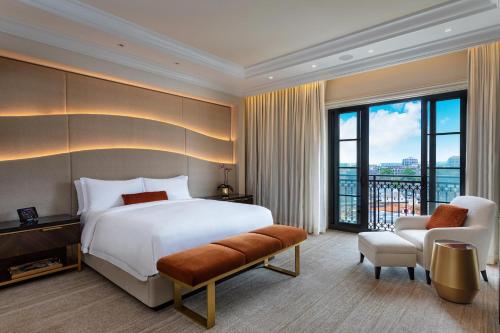 Empire Suite, Presidential Suite, City view, Balcony