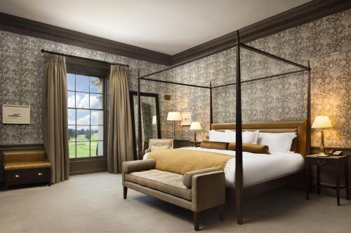 Fairmont Presidential Suite