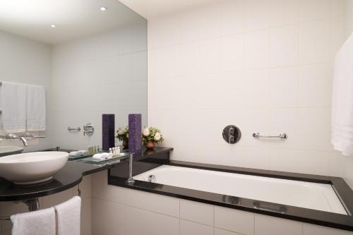 Fairmont Deluxe Double Room with Two Double Beds