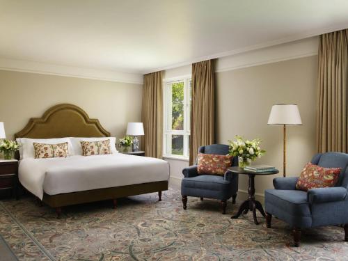Fairmont Deluxe King Room
