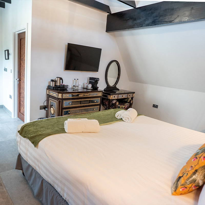 Superior Deluxe Room Coach House