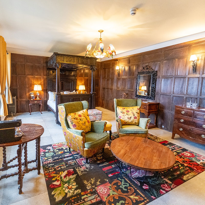 Chapel Suite