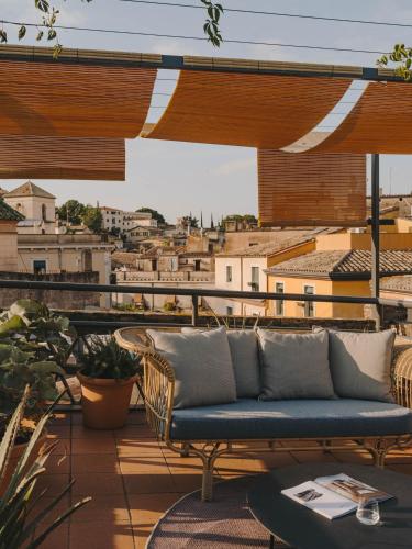 Double or Twin Room with Terrace