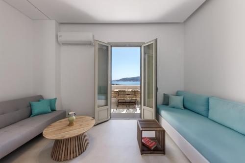 Superior Triple Room with Sea View