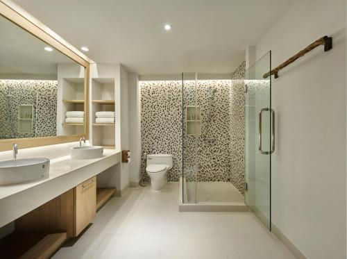 Seaview Hillside Suite