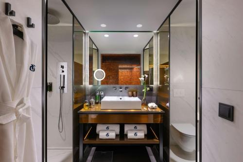 Superior Twin Room with Balcony