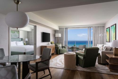 Grand One Bedroom Suite with Ocean View