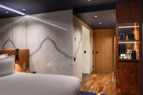 Classic Twin Room