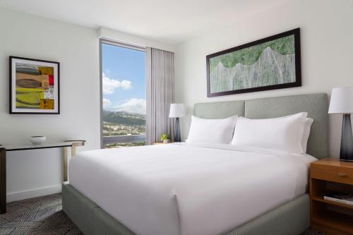Grand Three-Bedroom Suite with Ocean View