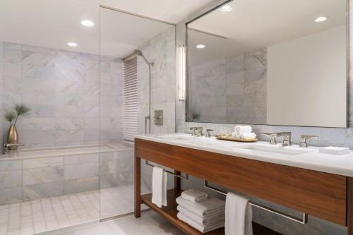 Grand Three-Bedroom Suite with Ocean View
