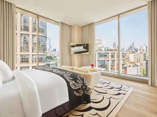 Signature Corner King Room