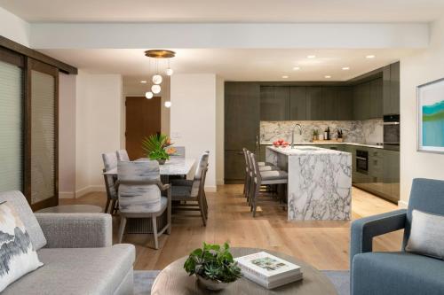 Premier Three-Bedroom Suite with Ocean View