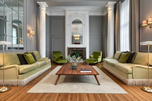 King Suite