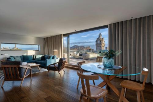 Three-Bedroom Penthouse Suite with City View