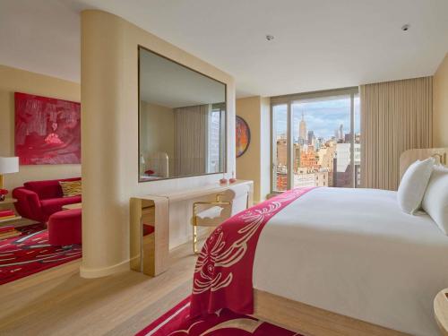 High Line King Junior Suite (ADA)