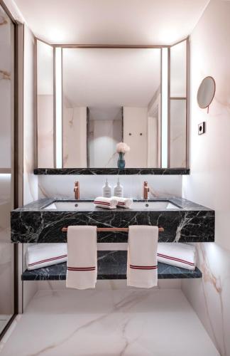 Panoramic Premium Double or Twin Room