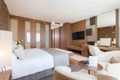 Oasis Deluxe Room with Sea View