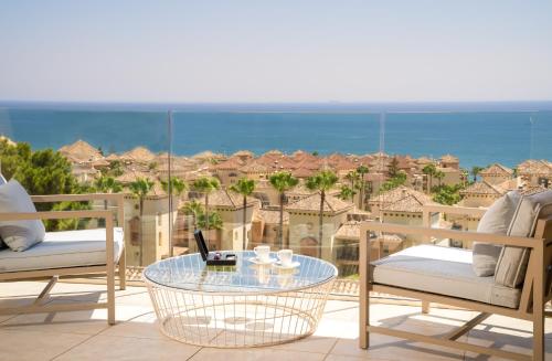 Oasis Deluxe Room with Sea View