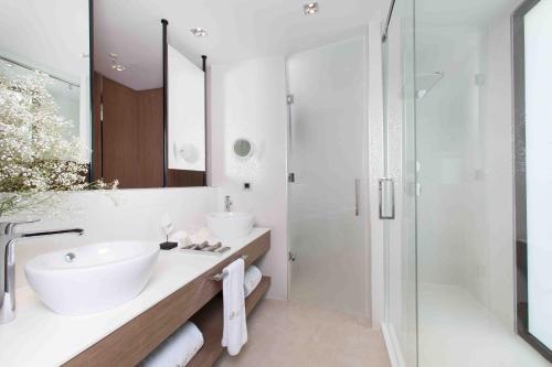 Oasis Suite with Private Pool