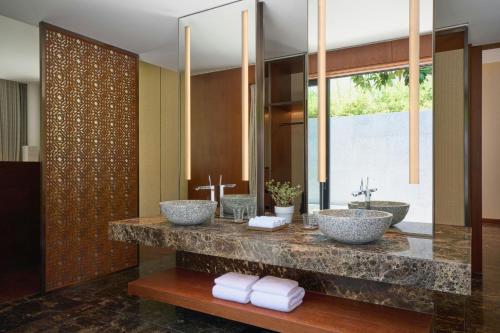 One-Bedroom Garden Villa with King Bed and Private Pool