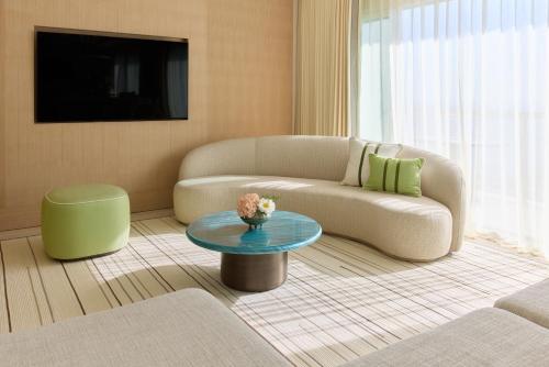 Penthouse Suite Two Bedrooms with Sea View