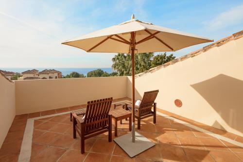 Residence Two-Bedroom Apartment (2 Adults + 3 Children)
