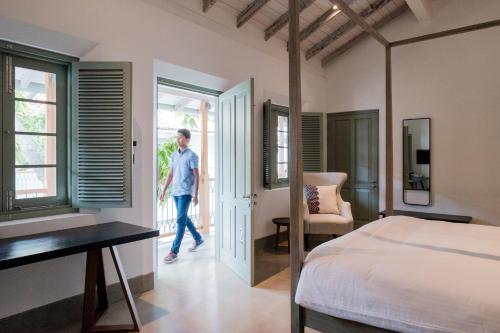 Double Bazaar Bedroom