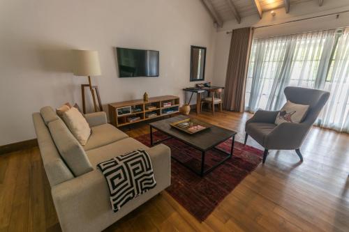 Upper Suite