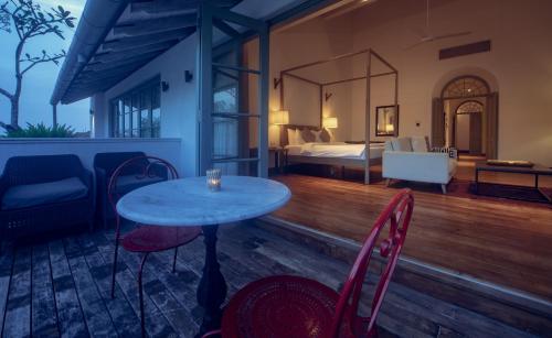 Upper Suite