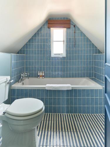 21B Abbey Row- Two Bedroom Townhouse (Separate Building)