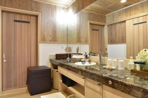 Deluxe Western-Style Room with Tatami Area with Open-Air Bath - Annex -