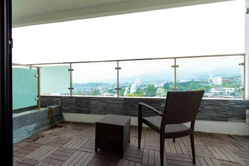 [Sora] Western-Style Room with Tatami Area with Indoor Bath and Open-Air Bath
