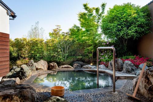 Premium Western-Style Room with Tatami Area with Indoor Bath and Open-Air Bath - Ume -