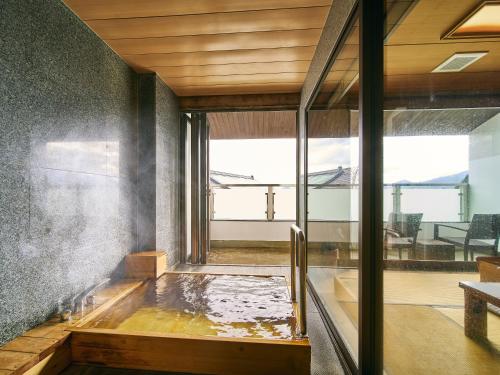 Main Building Japanese Western Room with Indoor Bath