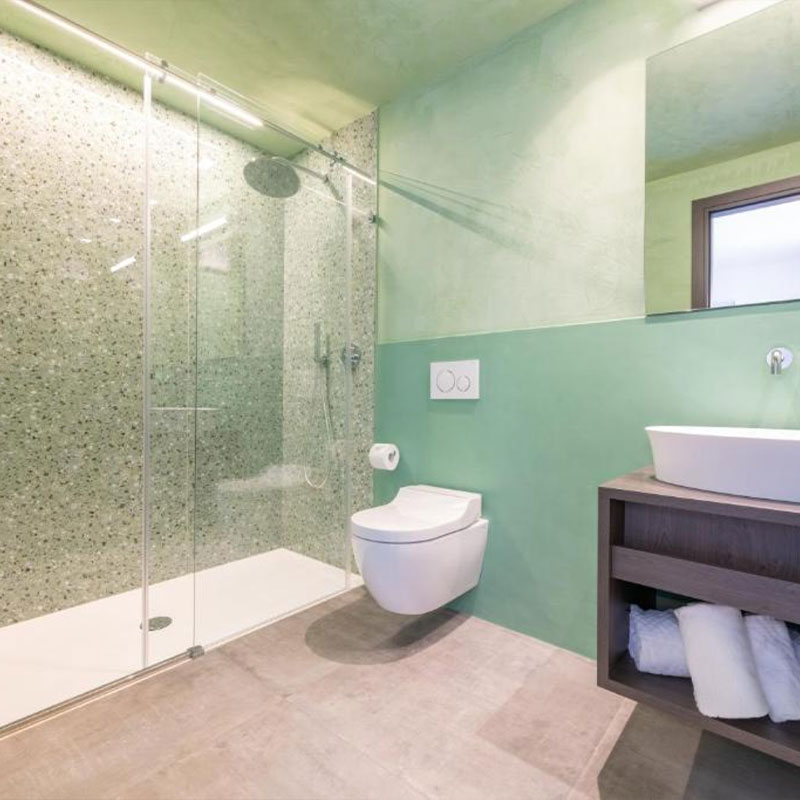 Superior room with lake view
