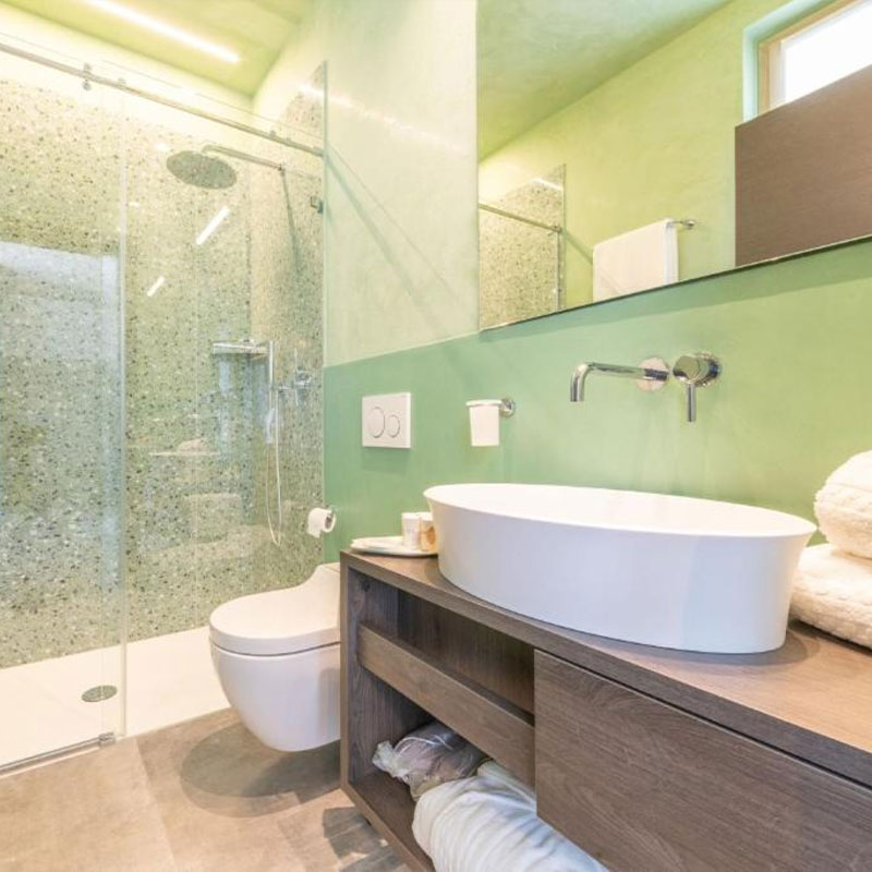 Superior room with lake view