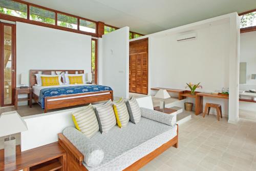 Lake Villa