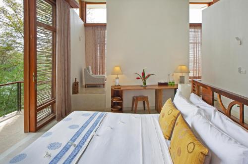 Tri Villa with Pool