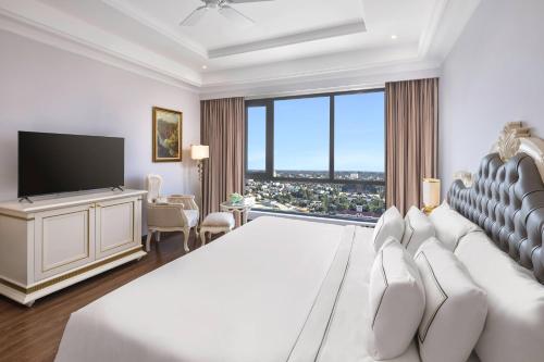 Deluxe room with city view