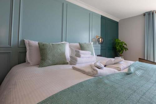 Deluxe Double or Twin Room with Balcony