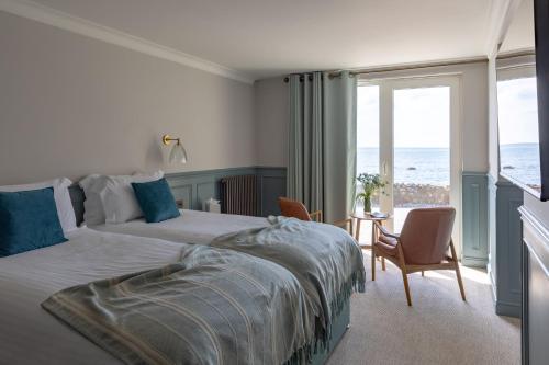 Family Room with Sea View