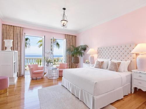 Luxury Guestroom Sea View