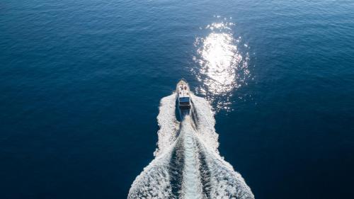 Special Offer - Standard Room with Half day Private Boat Tour